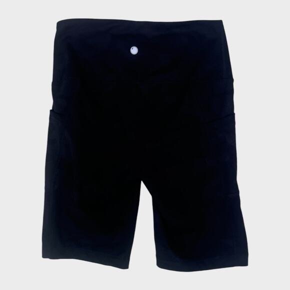 Yogaliscious Lux Small Black Shorts - Picture 2 of 4